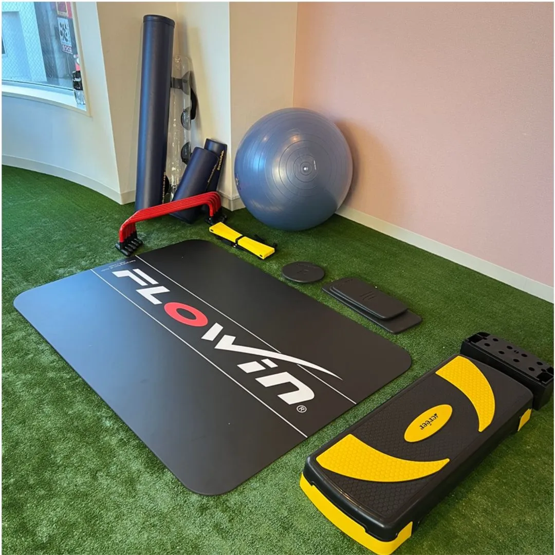 豊富なトレーニング器具 エクササイズ